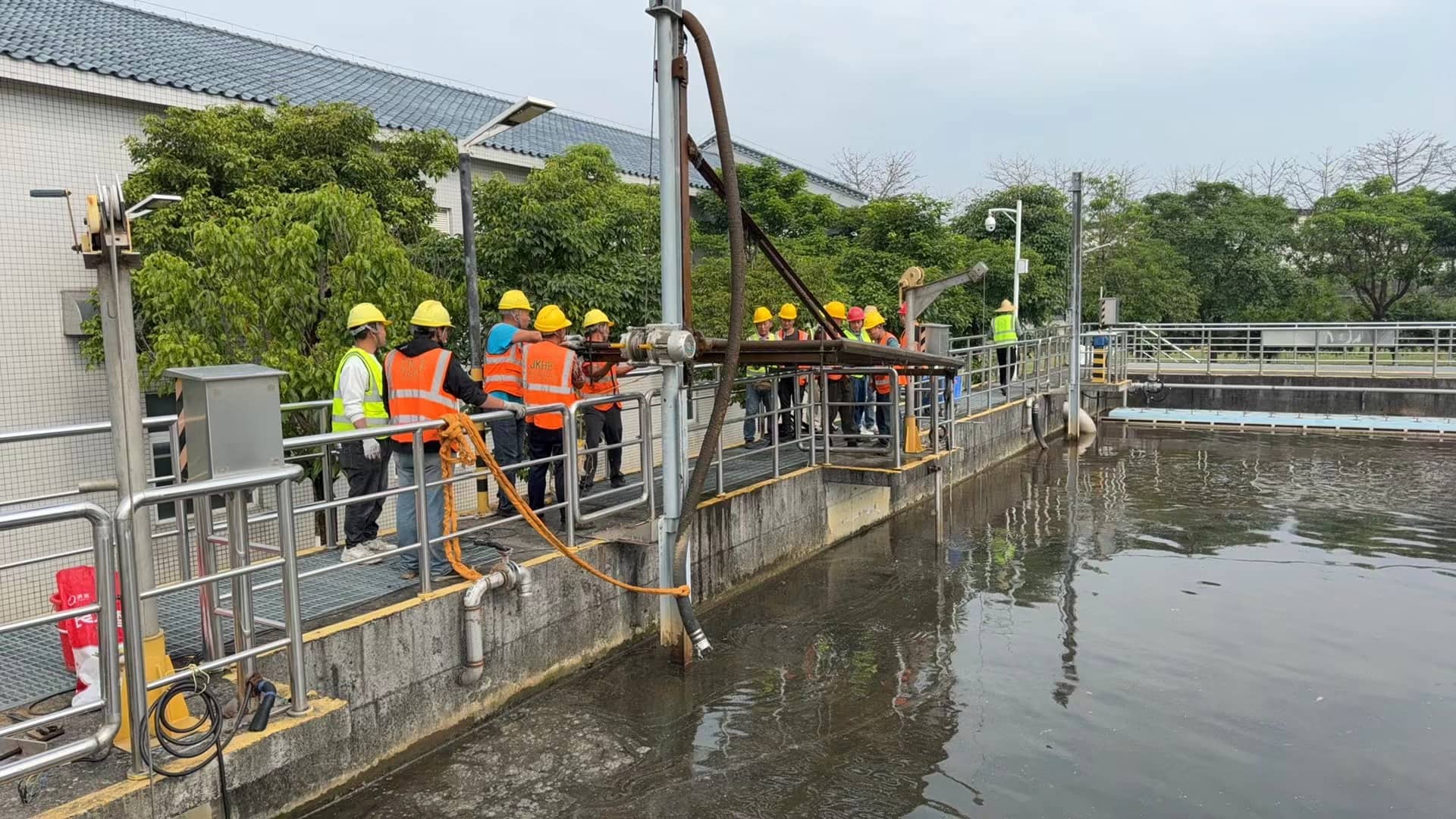 东莞某污水处理厂底部曝气重置项目